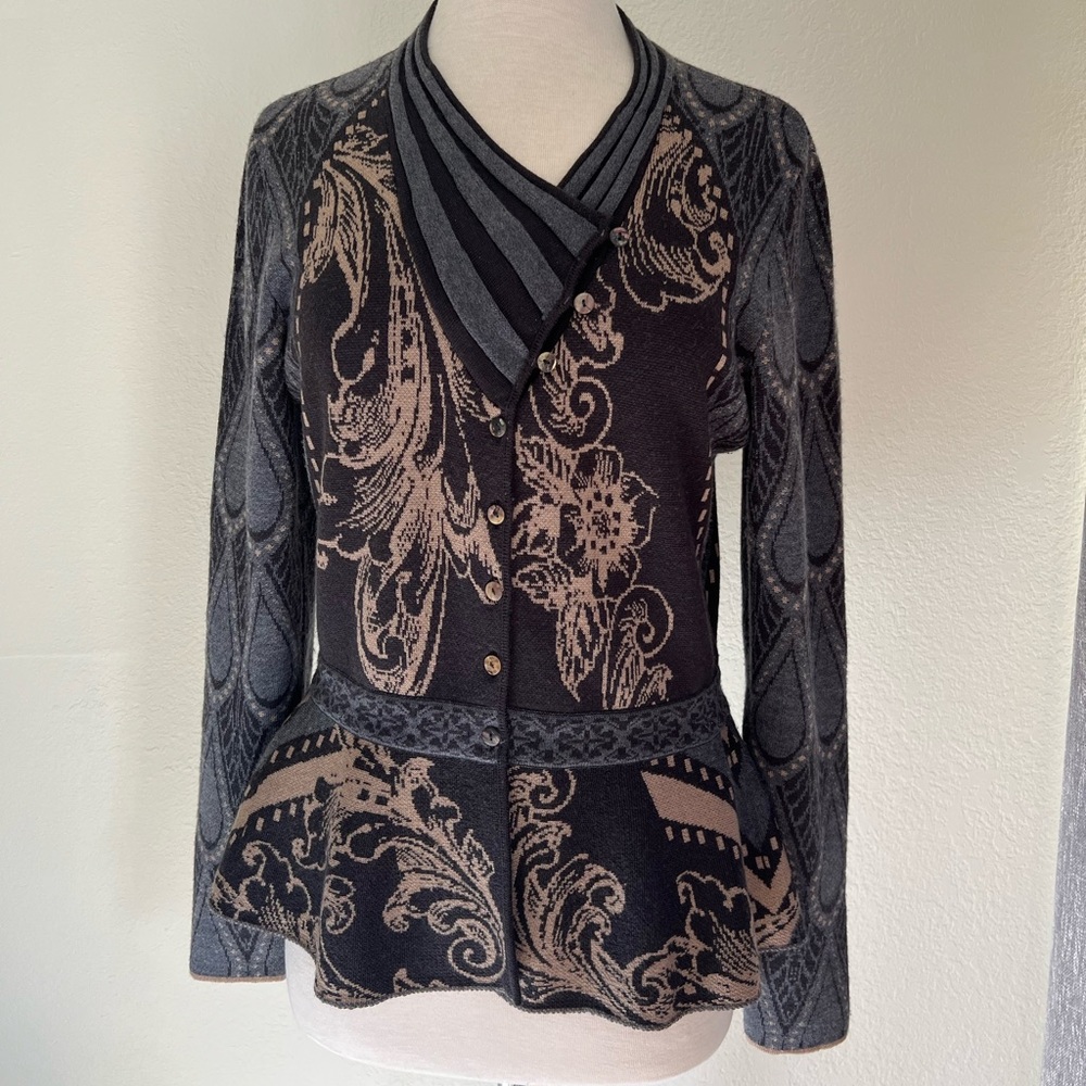 IVKO 100% wool cardigan